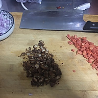快手晚餐--酱油炒饭的做法图解1