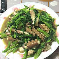 茼蒿炒墨鱼的做法图解7