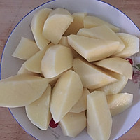 土豆烧排骨（孕妇版）的做法图解3