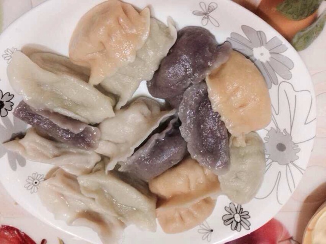 五彩水饺的做法