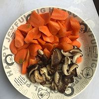 香菇排骨饭的做法图解2