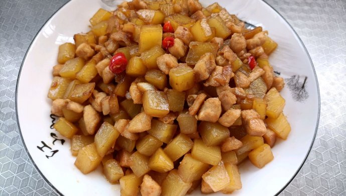 鸡肉丁烧土豆