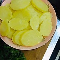 土豆蔬菜沙拉的做法图解2
