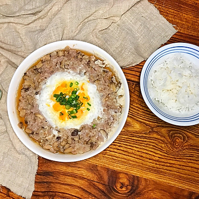 咸蛋冬菇肉饼