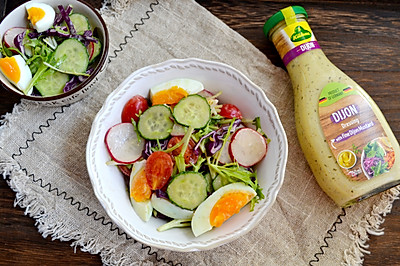 低脂蔬菜沙拉