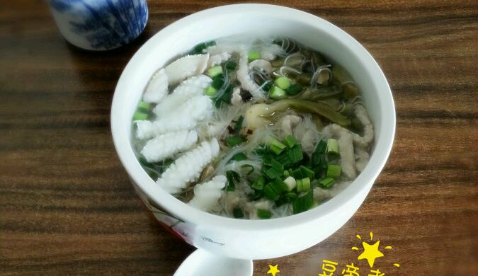 榨菜米粉汤