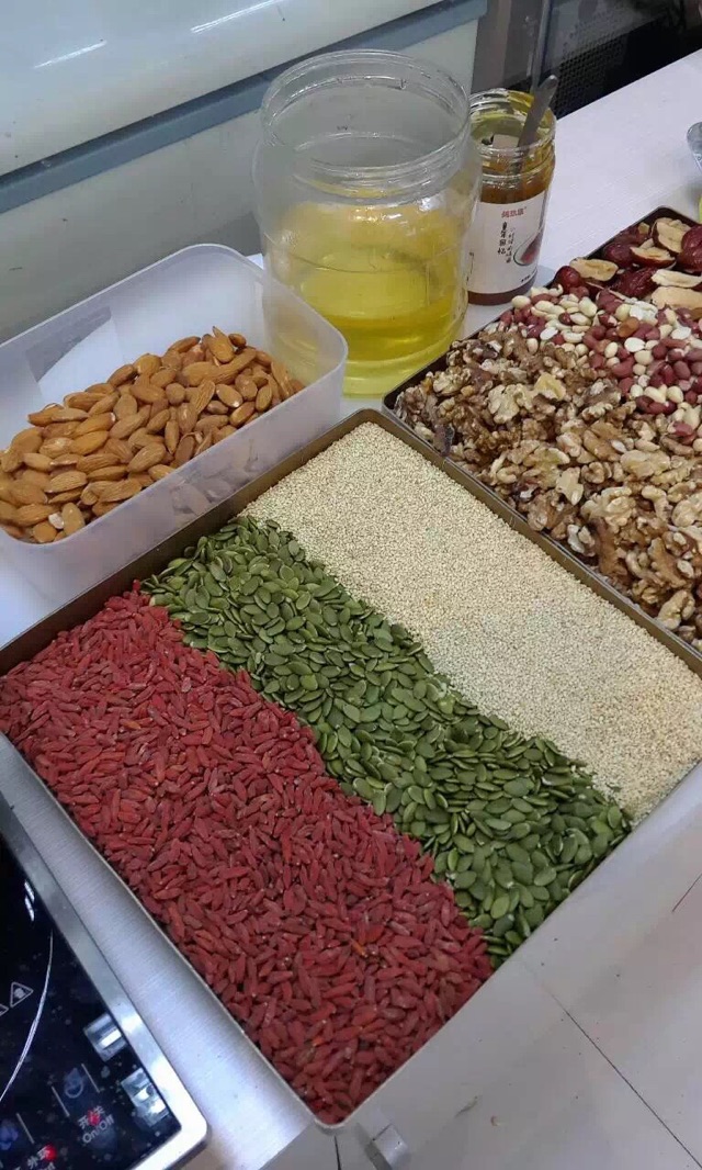 健脑益智果仁片的做法图解1