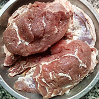木耳山楂薏米煲猪腱肉的做法图解6