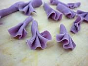面塑类之紫薯康乃馨的做法图解6