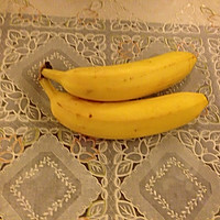 香酥炸香蕉的做法图解1