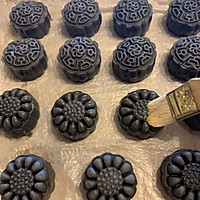 黑魔王广式月饼的做法图解15