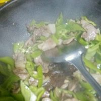 青椒炒肉片的做法图解5
