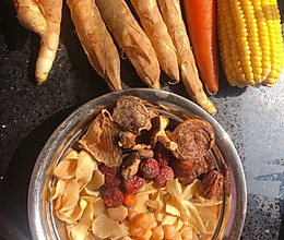 健胃：凌薯红萝卜猪骨汤的做法