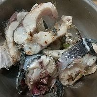 夏日黄荤腊肉鱼的做法图解7