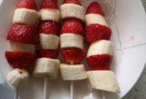 草莓香蕉糖果串的做法