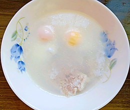 山茶油土鸡蛋肉饼汤