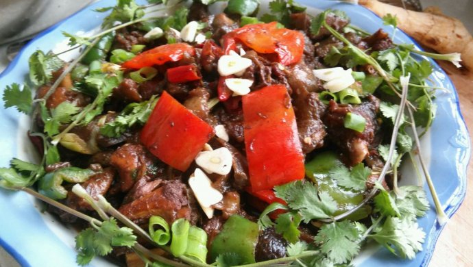 茄子炒鸡和辣椒