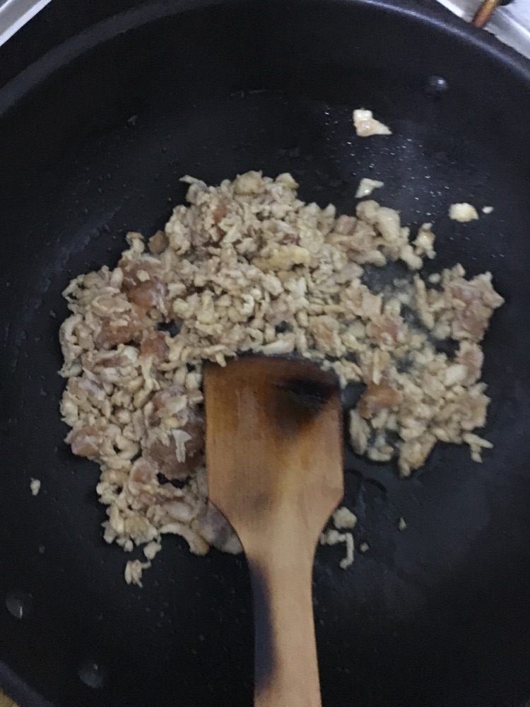 蚝油香菇鸡丁糯米烧卖的做法图解5