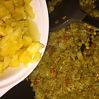 咖喱菠萝炒饭的做法图解11