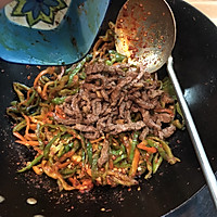 孜然炒肉夹馍的做法图解7