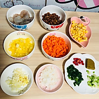 泰式菠萝炒饭的做法图解5