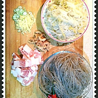 猪肉酸菜炖粉条的做法图解3