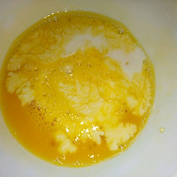 贝贝南瓜奶香蒸蛋的做法图解5