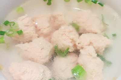 三文鱼肉丸汤