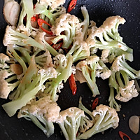 干锅花椰菜（健康餐）的做法图解6
