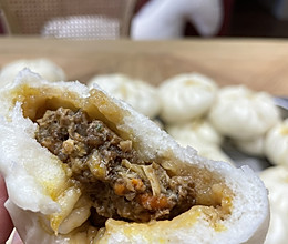 蟹黄大肉包的做法