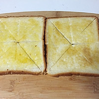 黄油蜂蜜面包片的做法图解3