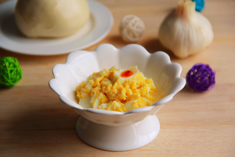 佐餐小菜——鸡蛋蒜的做法