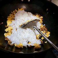 懒人版，配菜超少随手可做的蛋炒饭的做法图解10