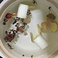 开封小吃—黄焖鱼的做法图解3