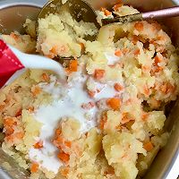超简单的胡萝卜芝士焗焖土豆泥的做法图解11