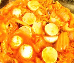 辣白菜豆腐鱼丸汤～的做法