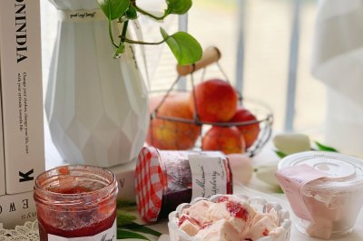 夏日甜心-草莓酸奶切块