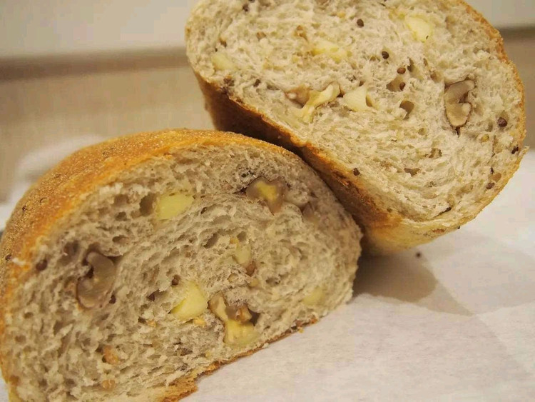 青稞坚果面包的做法