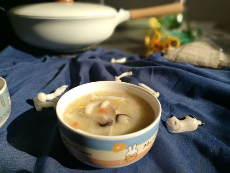 我的轻奢煮艺——菌菇结义汤的做法