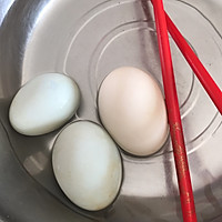 万氏烤海鸭蛋—家庭版咸鸭蛋腌制方法的做法图解2