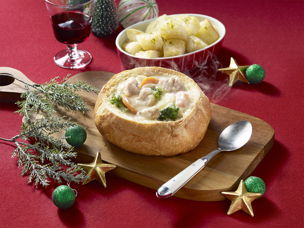 圣诞奶油浓汤面包碗