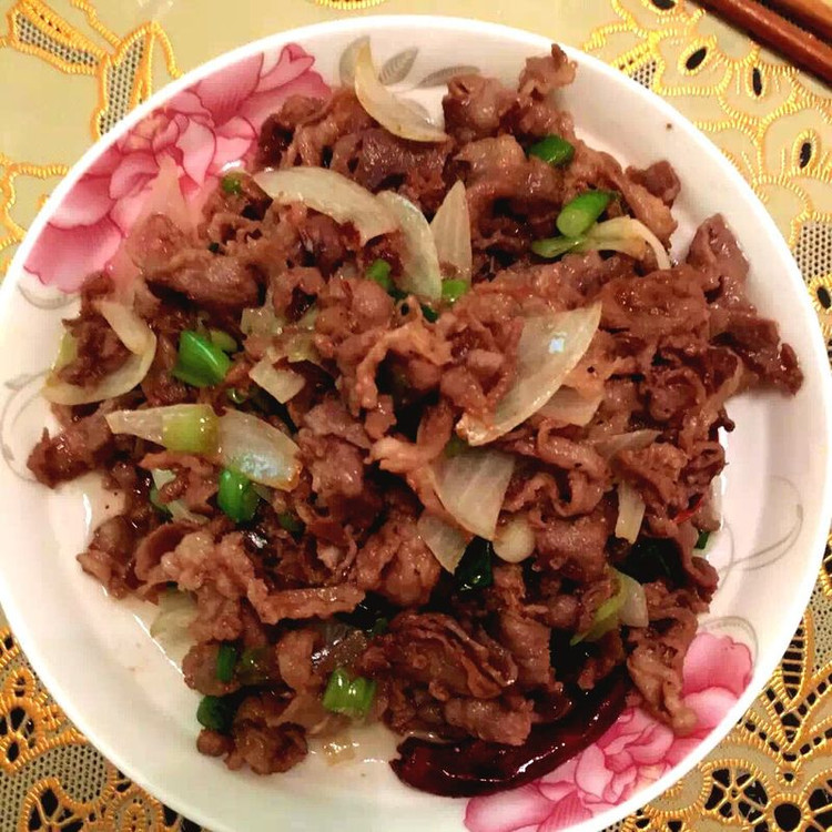 爆炒孜然羊肉的做法