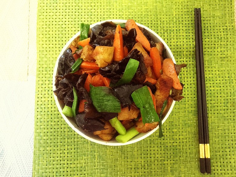 风味猪肉胡萝卜的做法