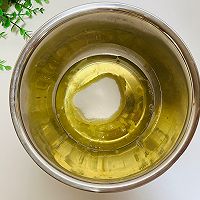#本周热榜#蓬松绵软｜红丝绒旋风蛋糕卷的做法图解8