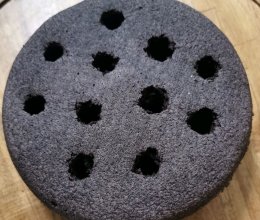 “蜂窝煤”黑米糕的做法