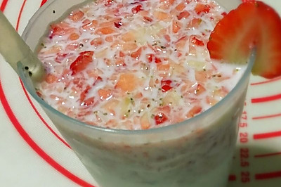 草莓奶昔