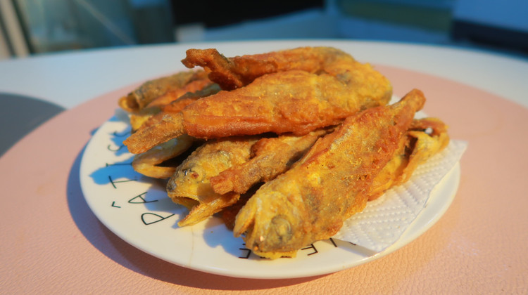 香酥椒盐小黄鱼的做法