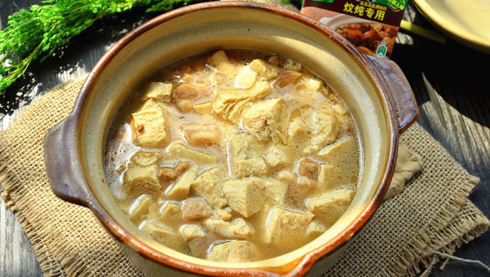 砂锅炖冻豆腐
