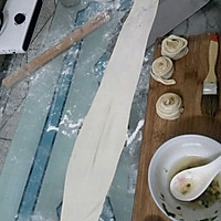 葱油饼的做法图解3