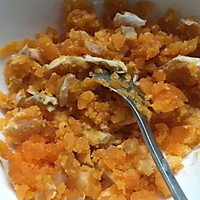 咸鸭黄玉米粒的做法图解2